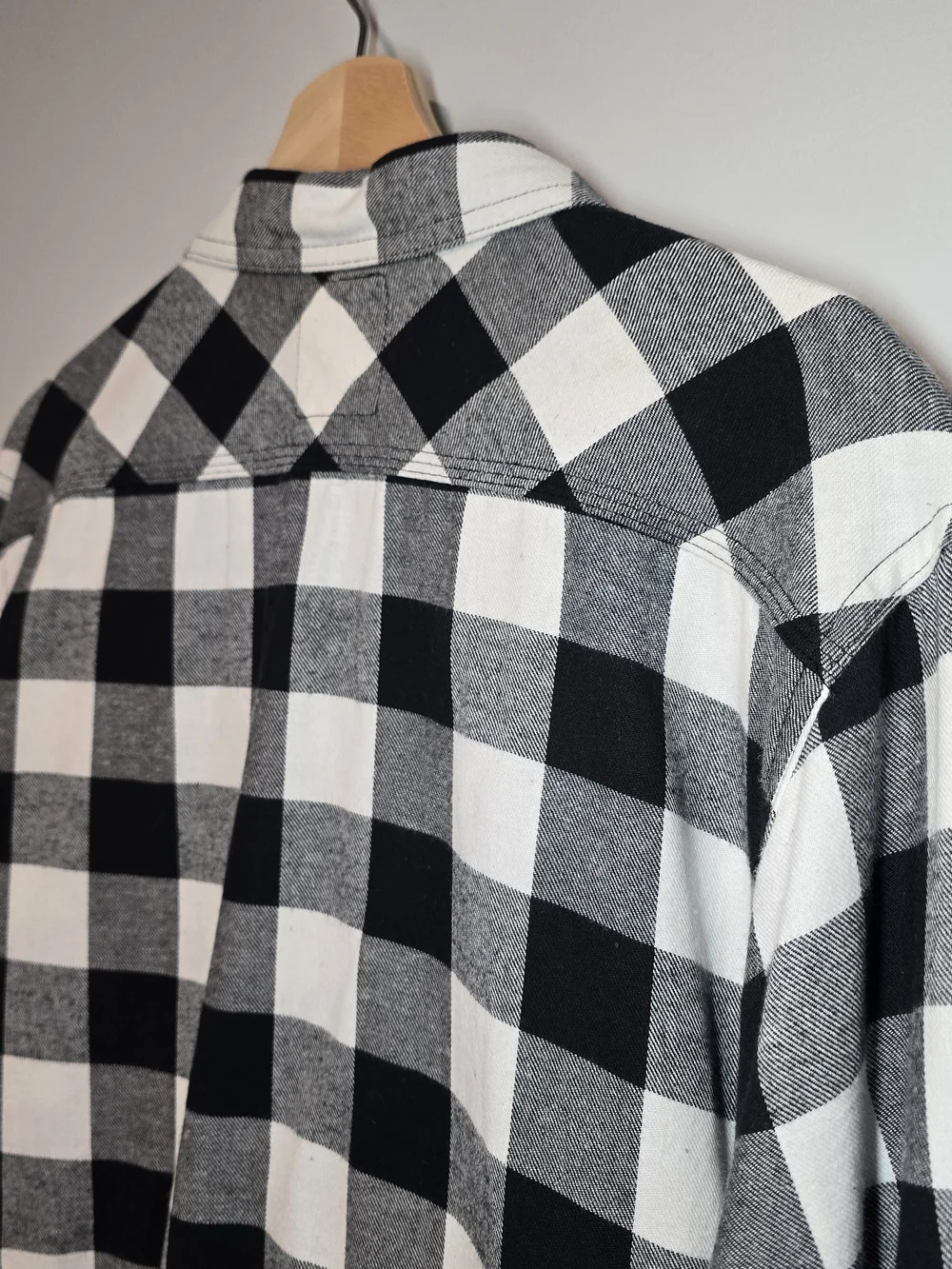 Levi's Black & White Plaid Button-Front Shirt